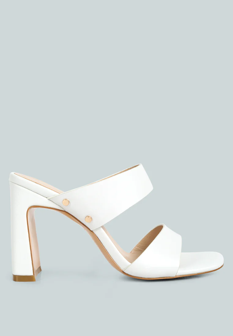 Alodia Slim Block Heel Sandals In White - Image 2