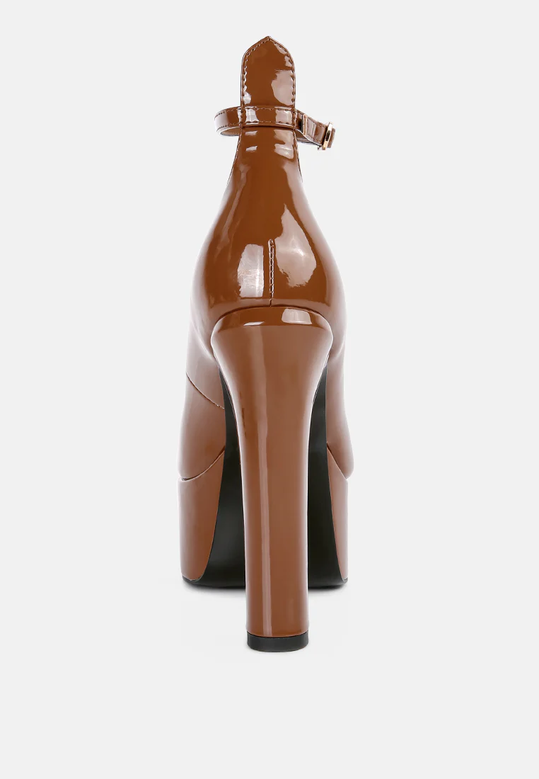Babe-Heaven Patent Pu Sandals In Tan - Image 5