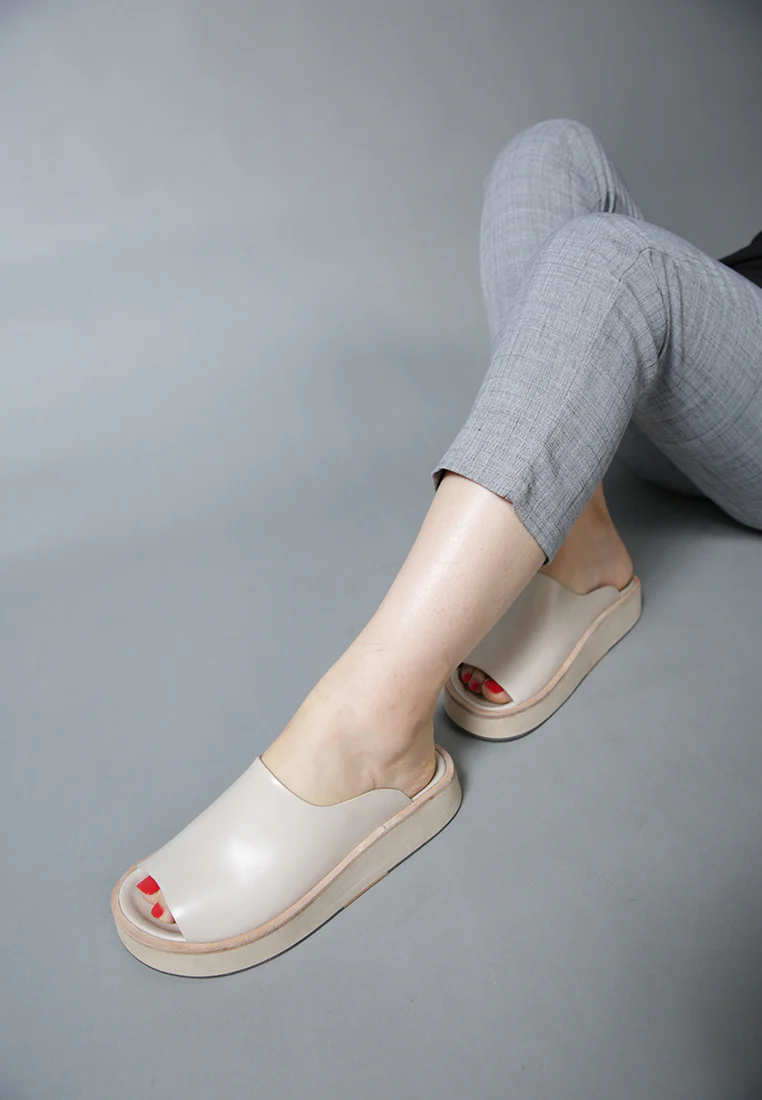 JOLIE Nude Platform Slip-On - Image 6